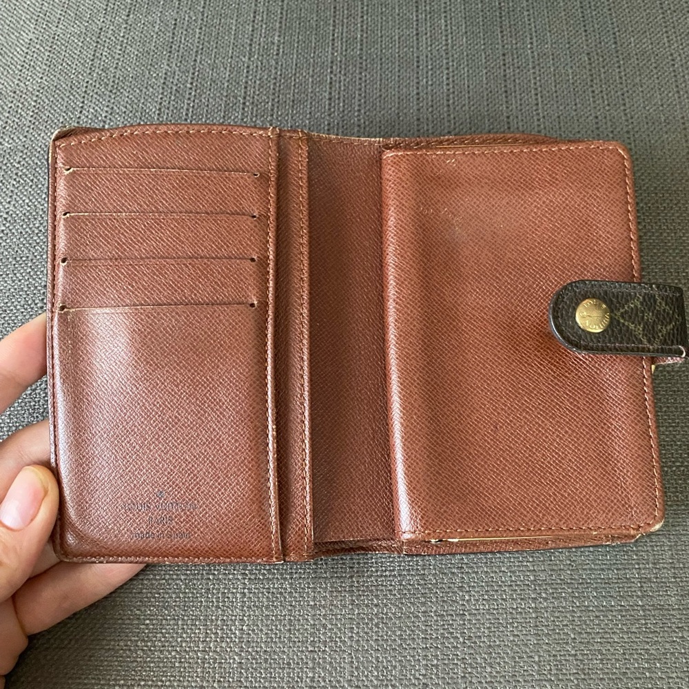 Vintage Louis Vuitton Kisslock Wallet - Picture 3 of 8